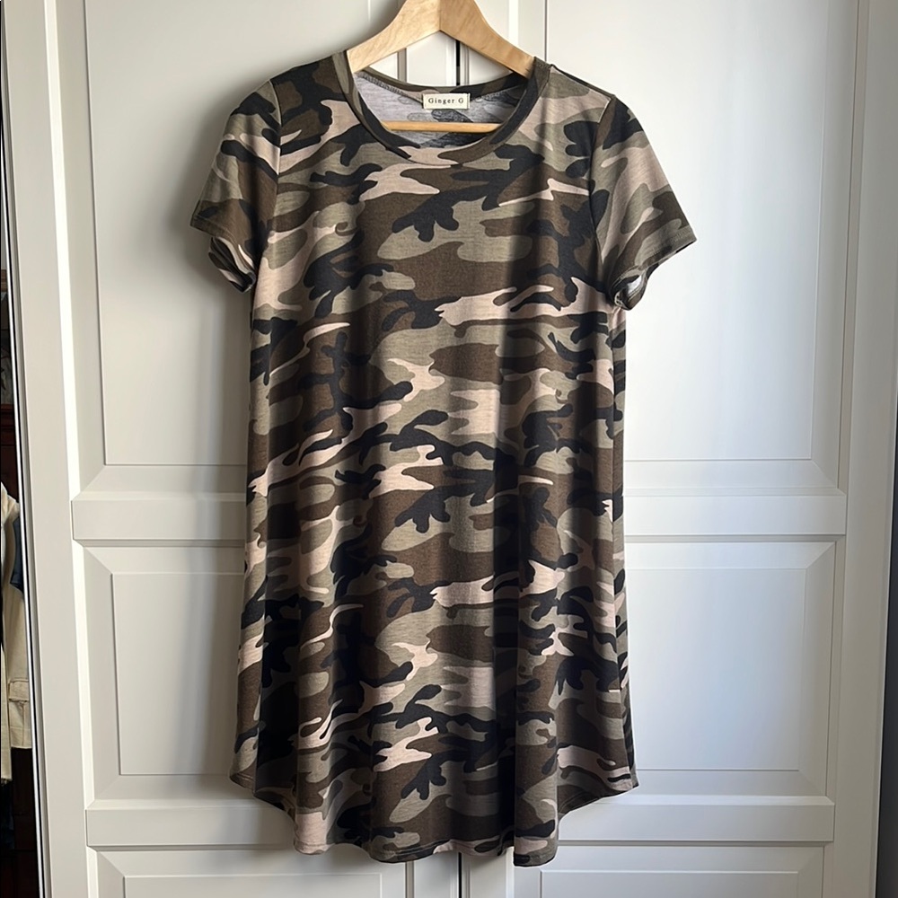 Ginger G camo print short sleeve swing tee/mini dress size US L